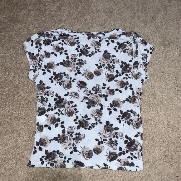 Flower Top - Picture 2 of 3